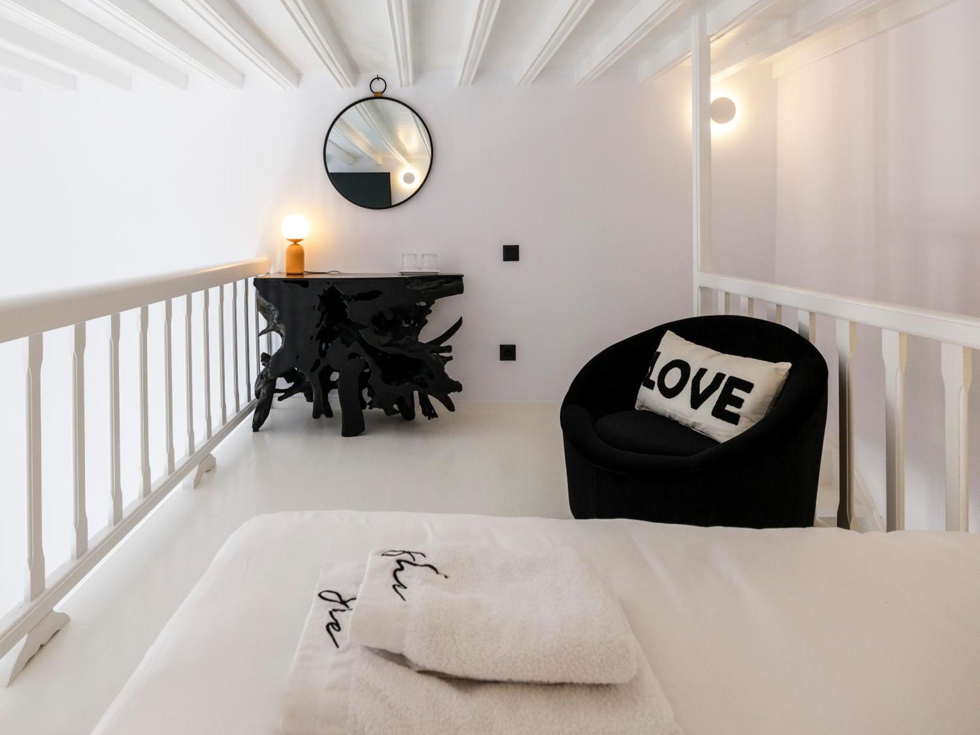 She Mykonos - The Residency Aparthotel Mykonos Town Exterior photo